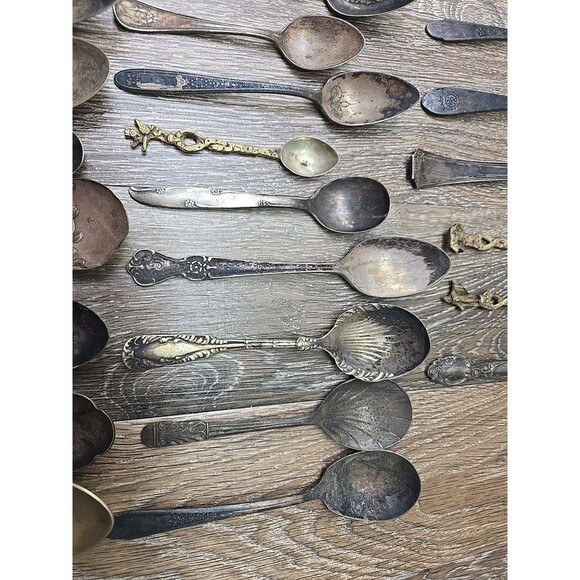 Lot of 44 Vintage Antique Silverplate Flatware Spoons Forks Crafting Silverware - Picture 7 of 16